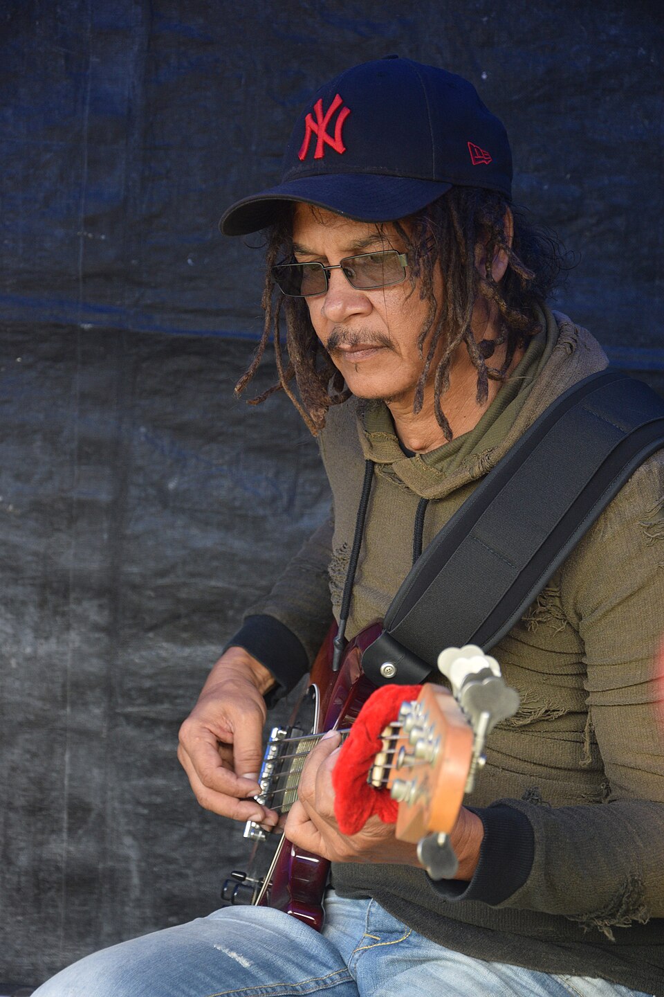 Thierry Gauliris à la basse