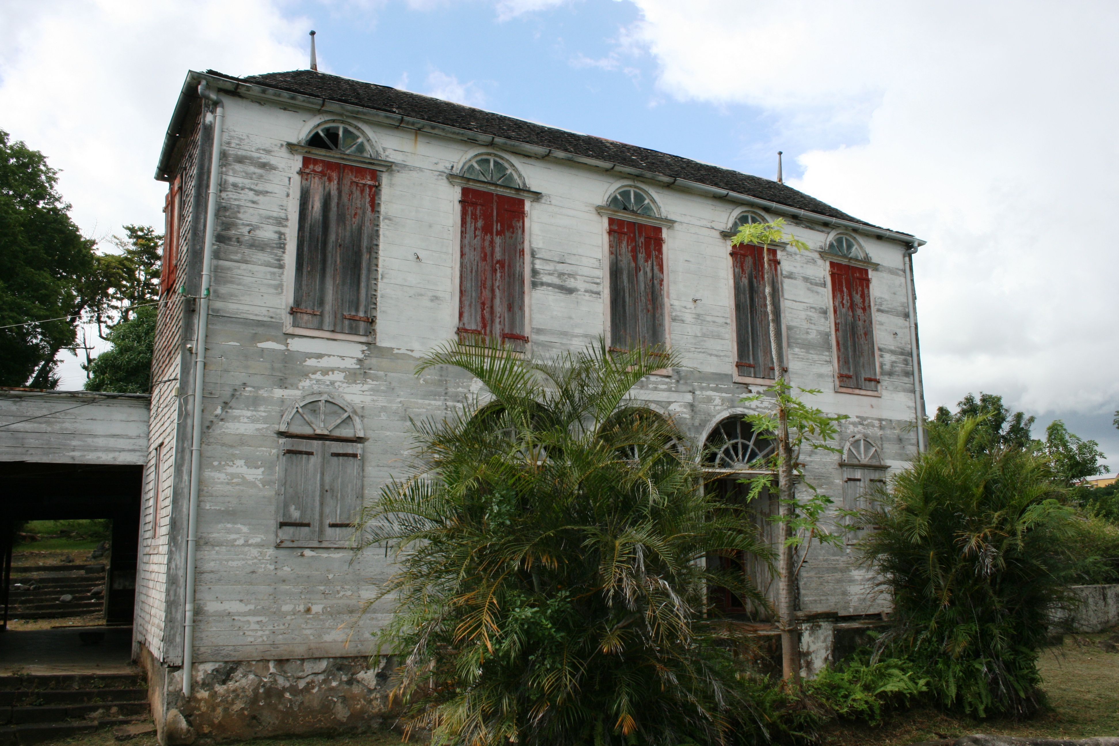 Maison Rouge