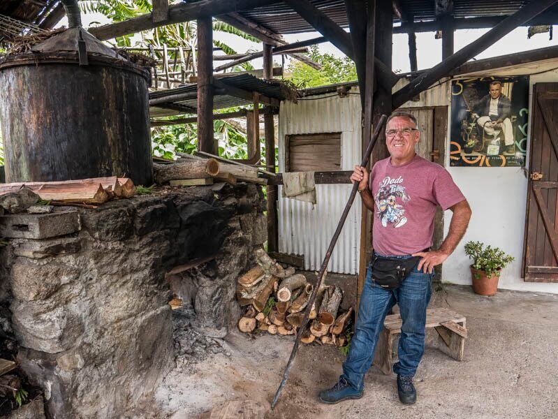 Distillateur dans les Hauts de l'Ouest